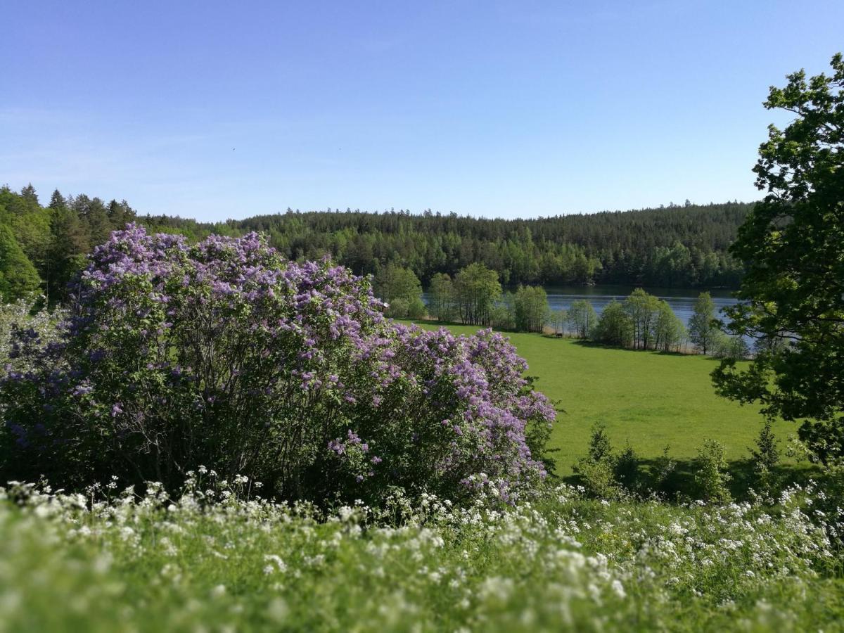 Yxningens Holiday Homes, Cottages And Camping Gusum Esterno foto