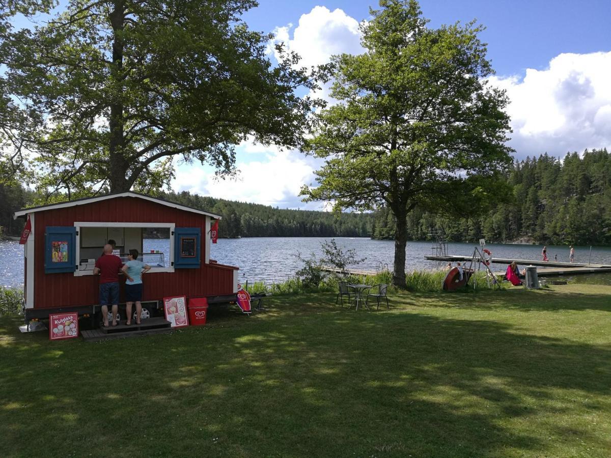 Yxningens Holiday Homes, Cottages And Camping Gusum Esterno foto