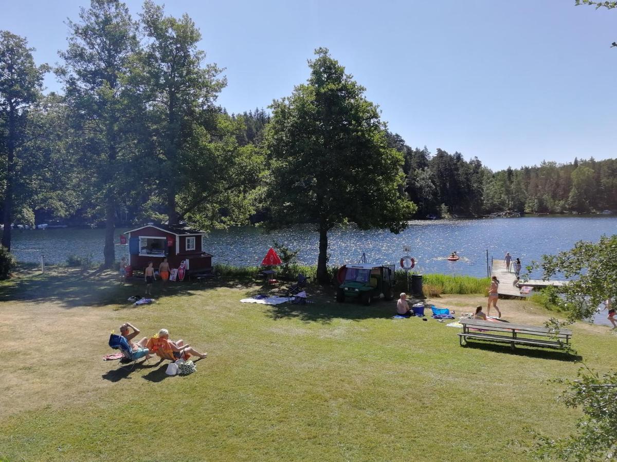 Yxningens Holiday Homes, Cottages And Camping Gusum Esterno foto